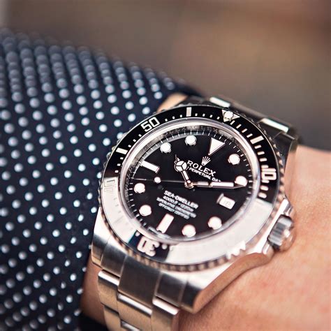 rolex sea dweller 4000 case thickness|Rolex Sea-Dweller price new.